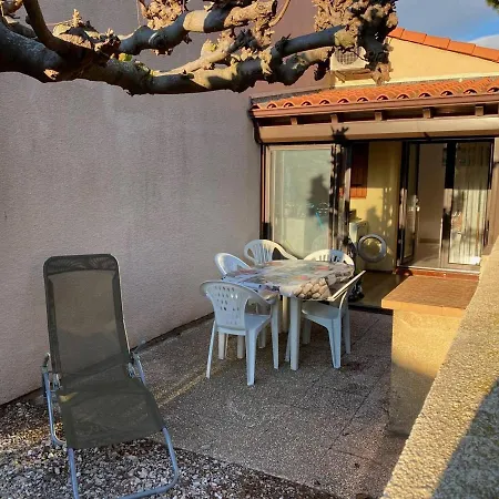 T2, 6 Pers Avec Terrasse & Clim, Proche A Port - Fr-1-81-576