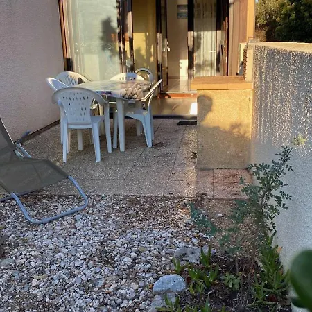 T2, 6 Pers Avec Terrasse & Clim, Proche A Port - Fr-1-81-576 * Leucate