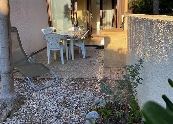 T2, 6 Pers Avec Terrasse & Clim, Proche A Port - Fr-1-81-576 * Leucate